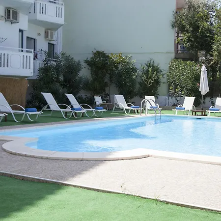 Evexia Boutique & 4* Agia Marina