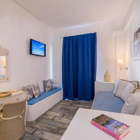 Evexia Boutique & 4* Agia Marina